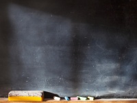 ​ジョブチューンで学校から消えたものを紹介。プールの腰洗い槽、チャイムなど消えていく