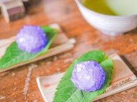 【食べるのにためらう】紫陽花をモチーフにしたお菓子がまるで宝石と話題に