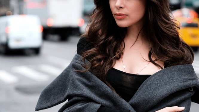 何かしら連絡を取ろうとする