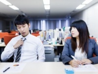 男目線！　彼氏の愚痴を「会社や仕事仲間に話す女性」について思うこと・5選