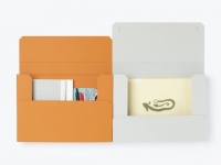 スタイリッシュに収納。持ち運びに便利なドキュメントケース登場