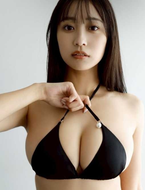 Instagram:溝端葵(@aoi_mizobata)より