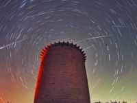 桜の後は星のシャワー！最大の見頃は4月22日の深夜23時から。肉眼でも見ることが可能な「こと座流星群」を観測しよう！