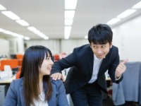 個人の自由？ それとも業務の一環？ 社会人に聞いた、会社の飲み会に参加しない新入社員はアリ？