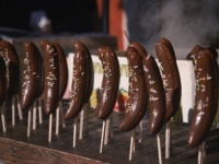 お祭りに行ったら○○が食べたい！　女性が夏祭りで食べたいもの4つ