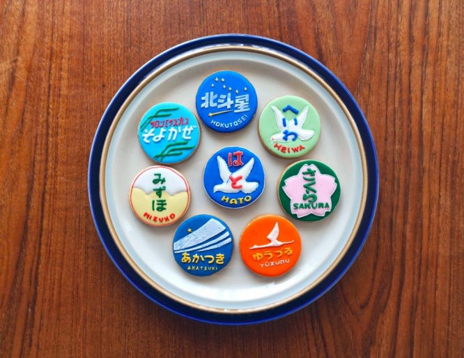 ヘッドマークをモチーフにしたクッキー（画像はhaco（haco_8_5）さんから）