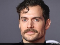 スーパーマン俳優ヘンリー・カヴィル、自分が死んだという誤った検索結果に反応