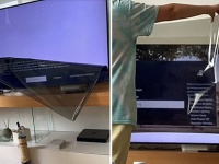 新品のテレビを購入。画面の保護フィルムだと思って剥がしたらこうなった