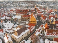 7万2000トン以上のダイヤが埋め込まれているドイツの都市、ネルトリンゲン。その理由とは？