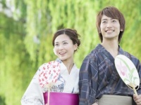 2016・花火大会デート！　彼にも浴衣・じんべえを着てほしい女子の割合はナント〇〇％！