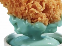 チョコミン党歓喜。KFCでチキンにつけるチョコミント味のディップソースが登場
