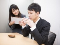 社内恋愛狙ってました……。女子が脈なしだと諦めてしまう社内の男性の言動4つ！