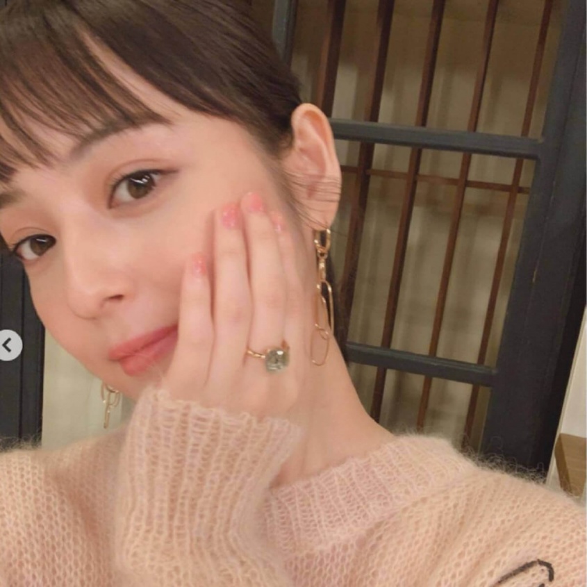 インスタグラム：佐々木希(@nozomisasaki_official)より