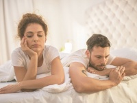 仕事一筋な彼は要注意？結婚に不向きな男性の特徴5つ