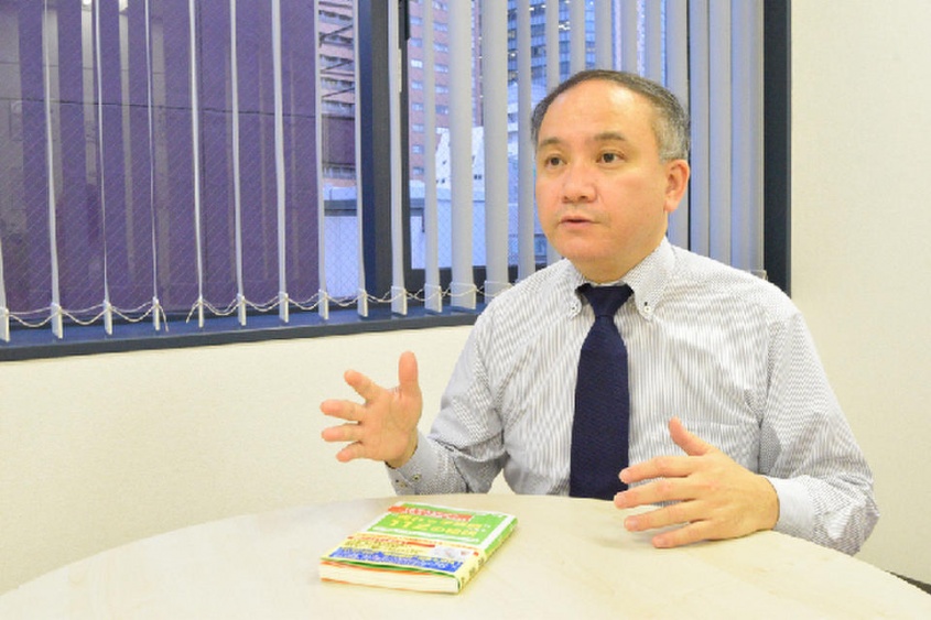 『“売れっ子講師”になる１１２の秘訣』の著者、潮田、滋彦さん