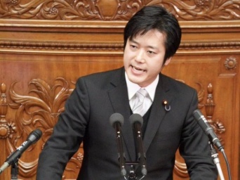 丸山穂高議員公式ツイッターより https://twitter.com/maruyamahodaka