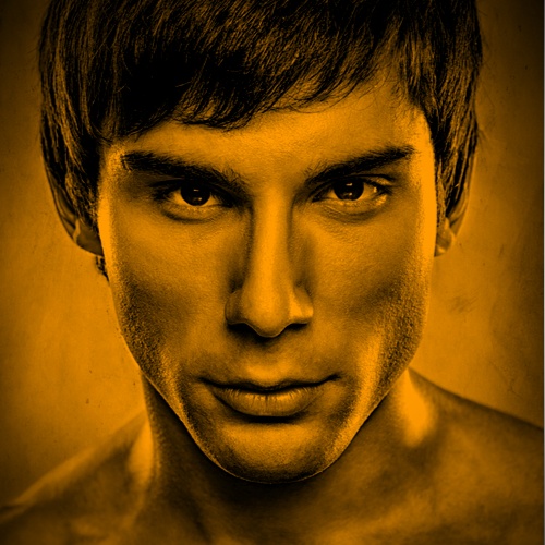 (C) LStockStudio / Shutterstock