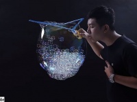 全集中、シャボン玉の呼吸！シャボン玉の中にシャボン玉783個でギネス記録を達成（台湾）