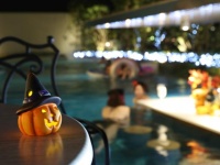 「ハロウィンナイトプール」