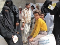 イエメンでの食糧支援（紛争開始以前に撮影）　Copyright WFP