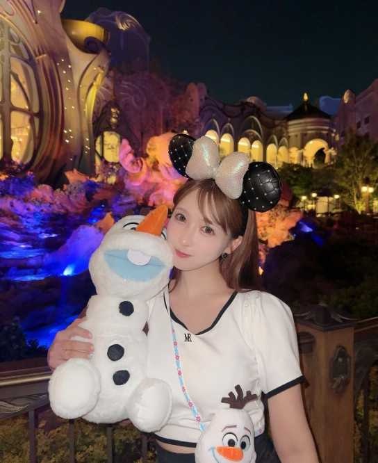 Instagram:三上悠亜(@yua_mikami)より