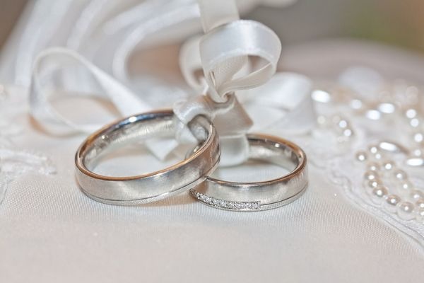 やっぱり必要？ 男子大学生の8割が「結婚するなら結婚指輪がほしい」と回答
