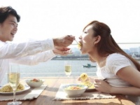 食事しながら便の話ができる!?　働く女子の「職業病」10選