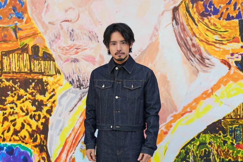 ロエベ 2024年秋冬メンズコレクション　俳優の赤楚衛二が登場！！