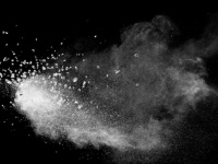 雨水から有毒物質を濾過できるミネラルコーティングの砂の開発に成功（米研究）