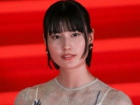 橋本愛