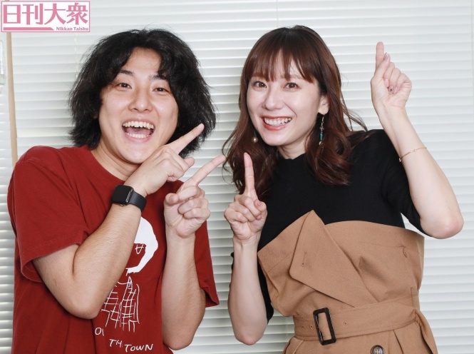 かいばしら(左)と麻美ゆま