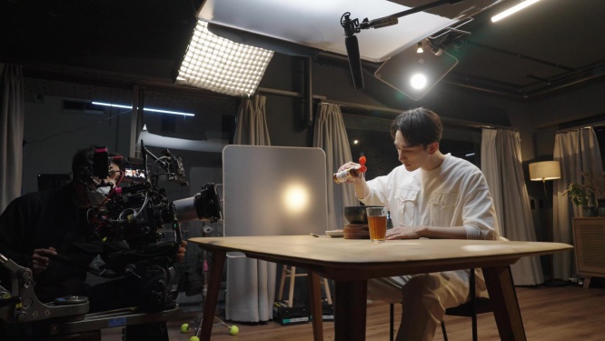 町田啓太ブランドアンバサダー就任！　『マルホン胡麻油』新TVCM公開！！　町田「結構夢中になることが最近多くて…」
