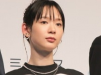 穂志もえか