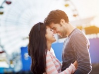 ぶっちゃけ、初デートでキスは「あり」○％！　その理由とは？