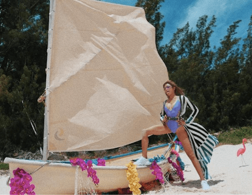 インスタグラム：ローラ（@rolaofficial）より