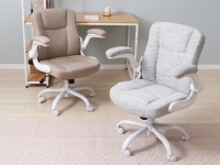 くすみカラーが部屋に馴染む。インテリアを邪魔しないチェア登場