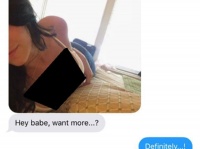 自分のセクシー写真を恋人と間違えて教え子に送ってしまった女教師が話題に