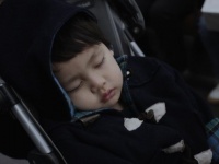 「電車の中で体調が悪くなったベビーカーの息子。車内で吐いてしまうと、隣の席の女性客が...」（茨城県・40代女性）