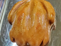 どう見てもローストチキンなんですが...　老舗和菓子店の作った「練り切り」が驚異の肉々しさ