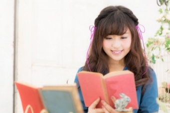 ぶりっ子の特徴とは～髪型と服装・仕草・セリフを大解剖～