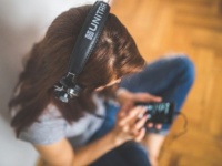 働く女子にとってのネ申ソング！　凹んだときに元気をくれる曲4選