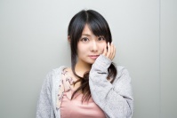 恋愛テクニックの初歩だけど奥が深い！ あなたの好感度を上げる女子大生の正しい褒め方は？