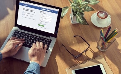 男性がFacebookのステータスを交際中に変える理由2つ！