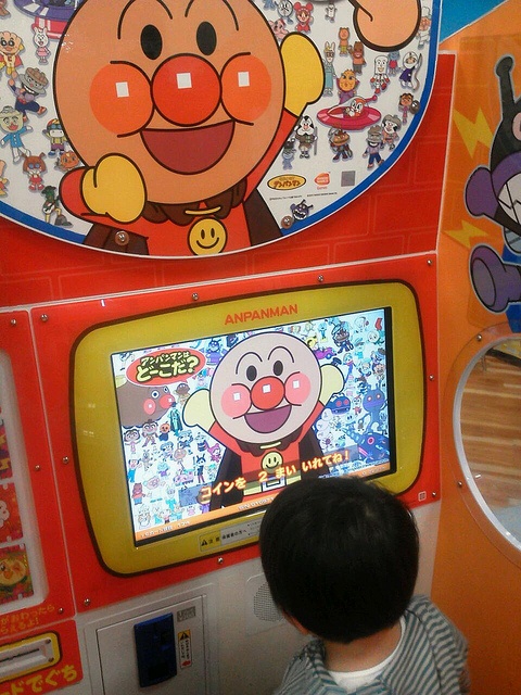 アンパンマンは子どもたちに大人気だが......（Masayuki Igawaさん撮影, Flickrより）