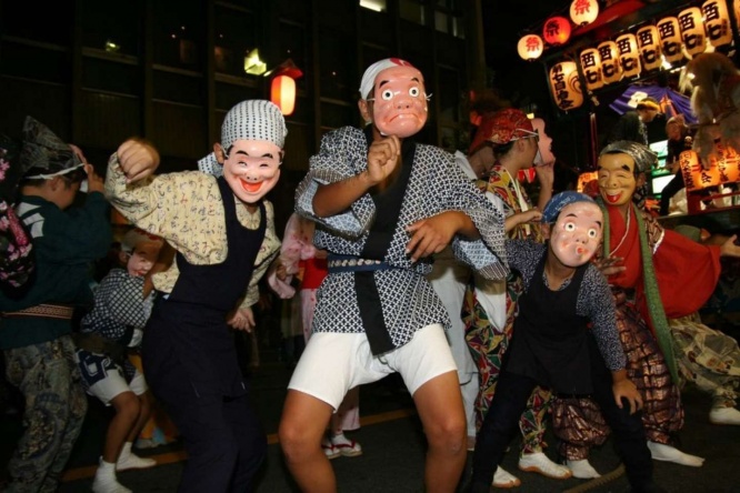 「ばか面おどり」（画像提供：船橋市観光協会）