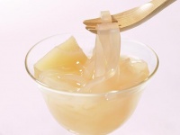 「フルーツくずきり 桃」（画像は公式サイトより）