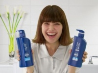 1日中ハッピーに過ごしたい！　垣内彩未の「h&amp;s」動画が首都圏車両ビジョンで放映