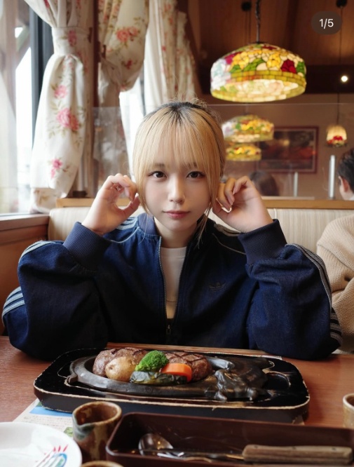 Instagram:なえなの(@naenano0114)より