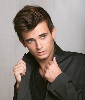 （画像：Jamie Schaap）なぜか好印象でモテやすい！「デキるオトコの立ち振る舞い方」8つのポイント