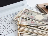 ​厚切りジェイソン、とにかく明るい安村、羽田圭介、三戸なつめ、藤田ニコル今年の顔に聞く！収入は？